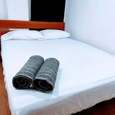 Privada Con Cama Doble Homestay *