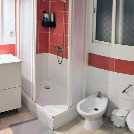 Privada Con Cama Doble Alloggio in famiglia *